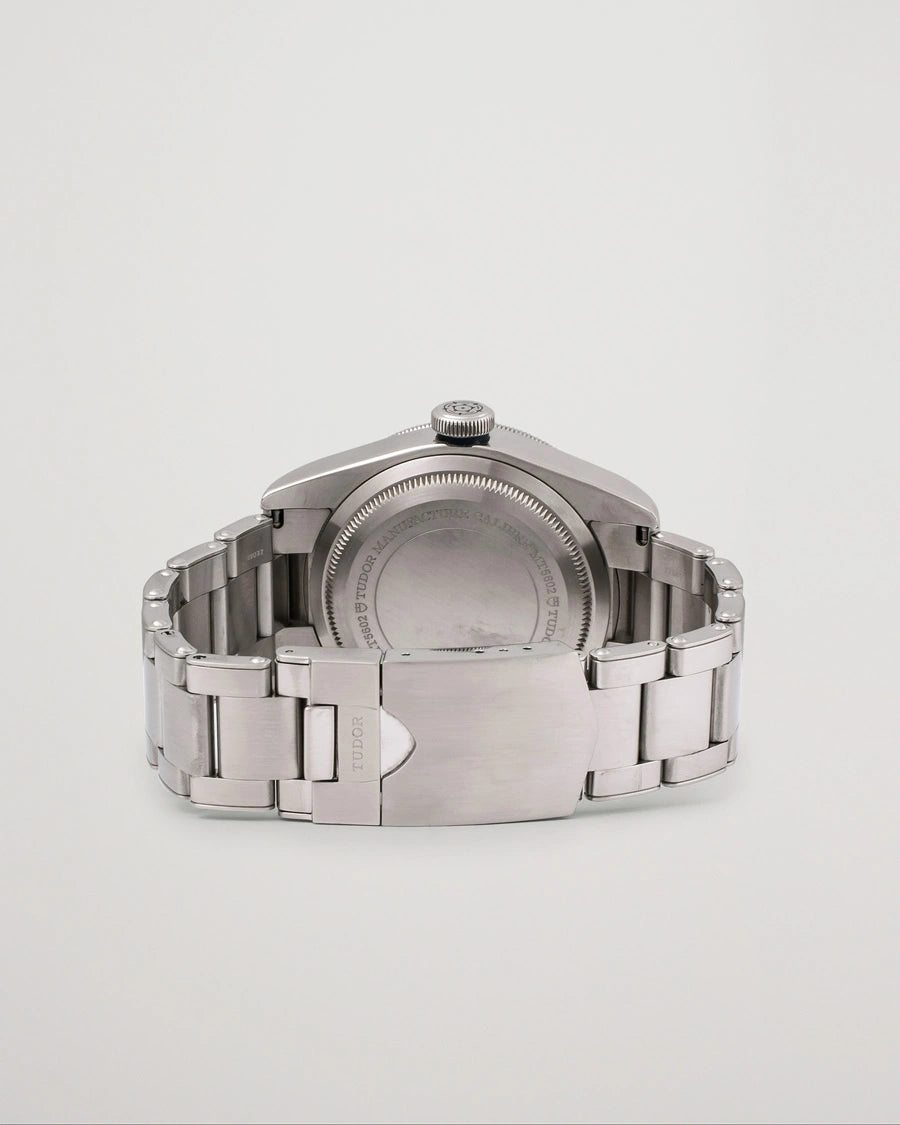 Tudor black bay 41 lunetta blu